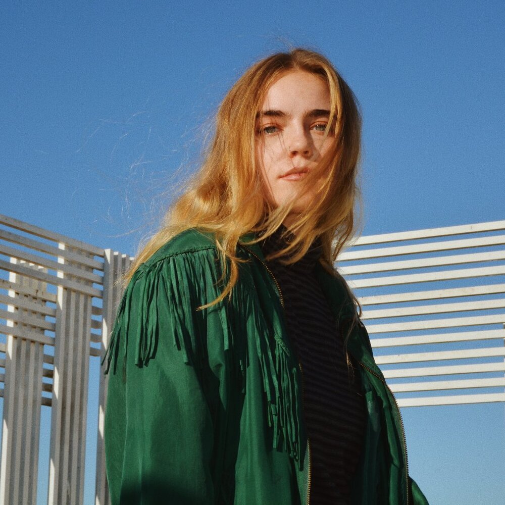 Meet your Posher, Lauren